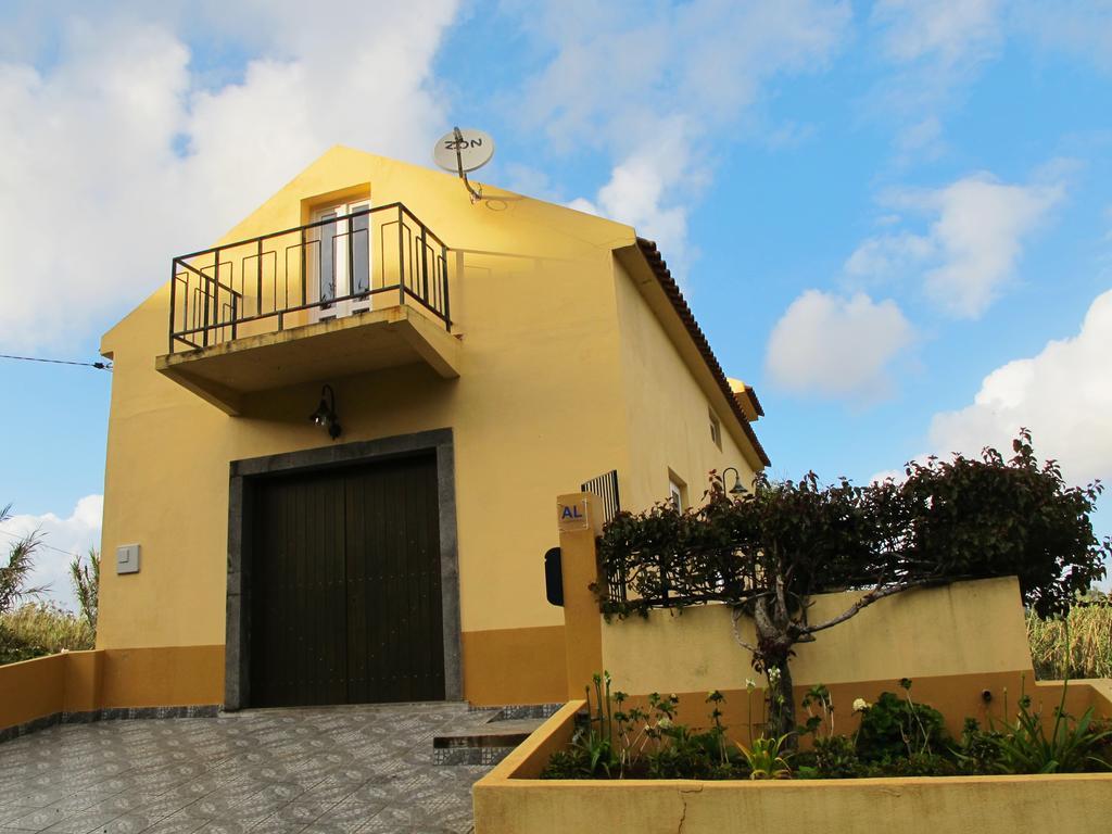 Bisbis House Guest House Porto Moniz Exterior photo